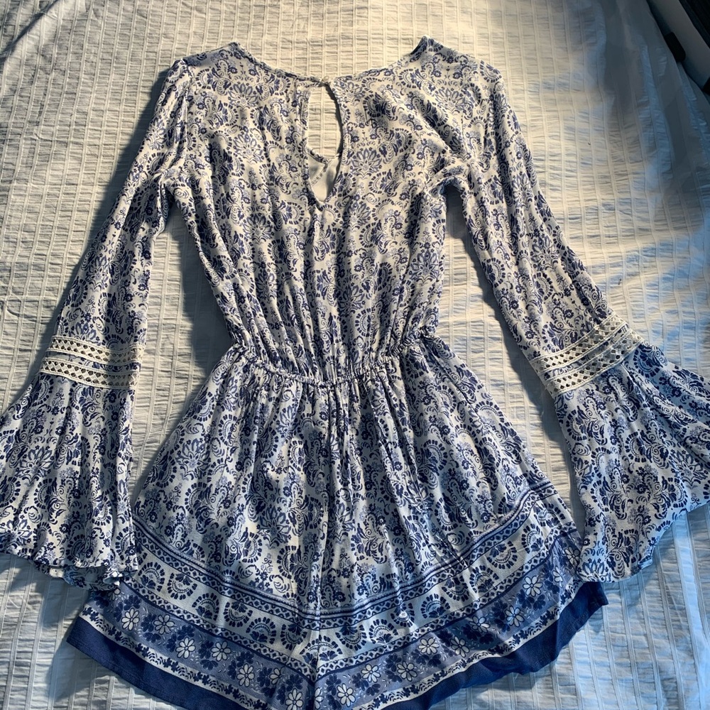Hollister romper